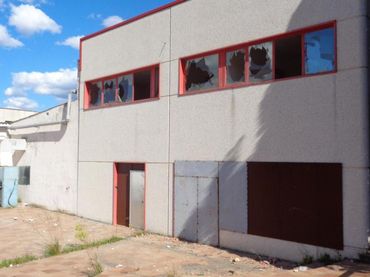 Nau industrial en venda a CREU