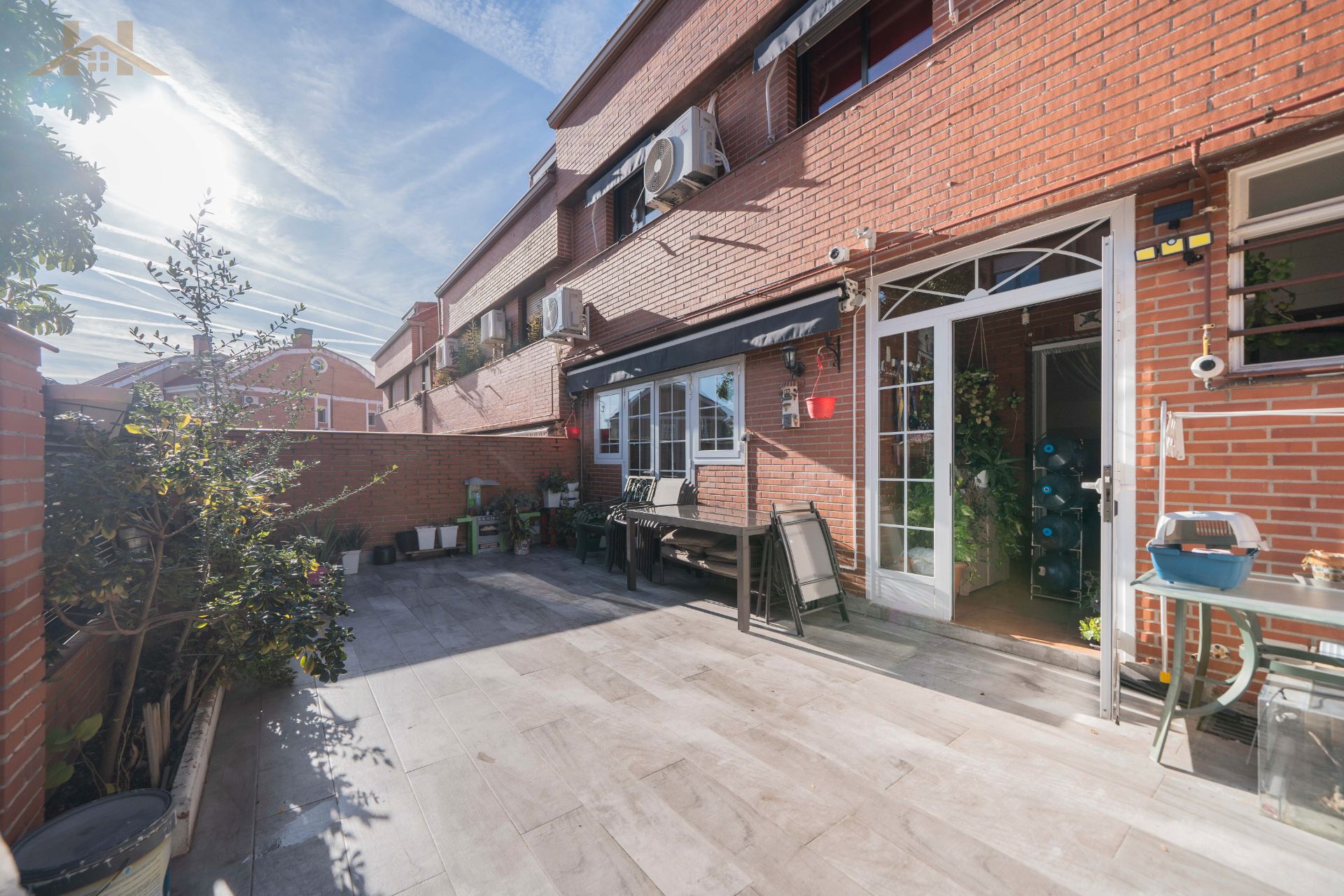 Terrassa de Casa adosada en venda en Boadilla del Monte amb Aire condicionat, Calefacció i Jardí privat