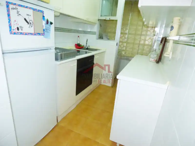 Apartments for rent in Calle Málaga, Los Arenales del Sol