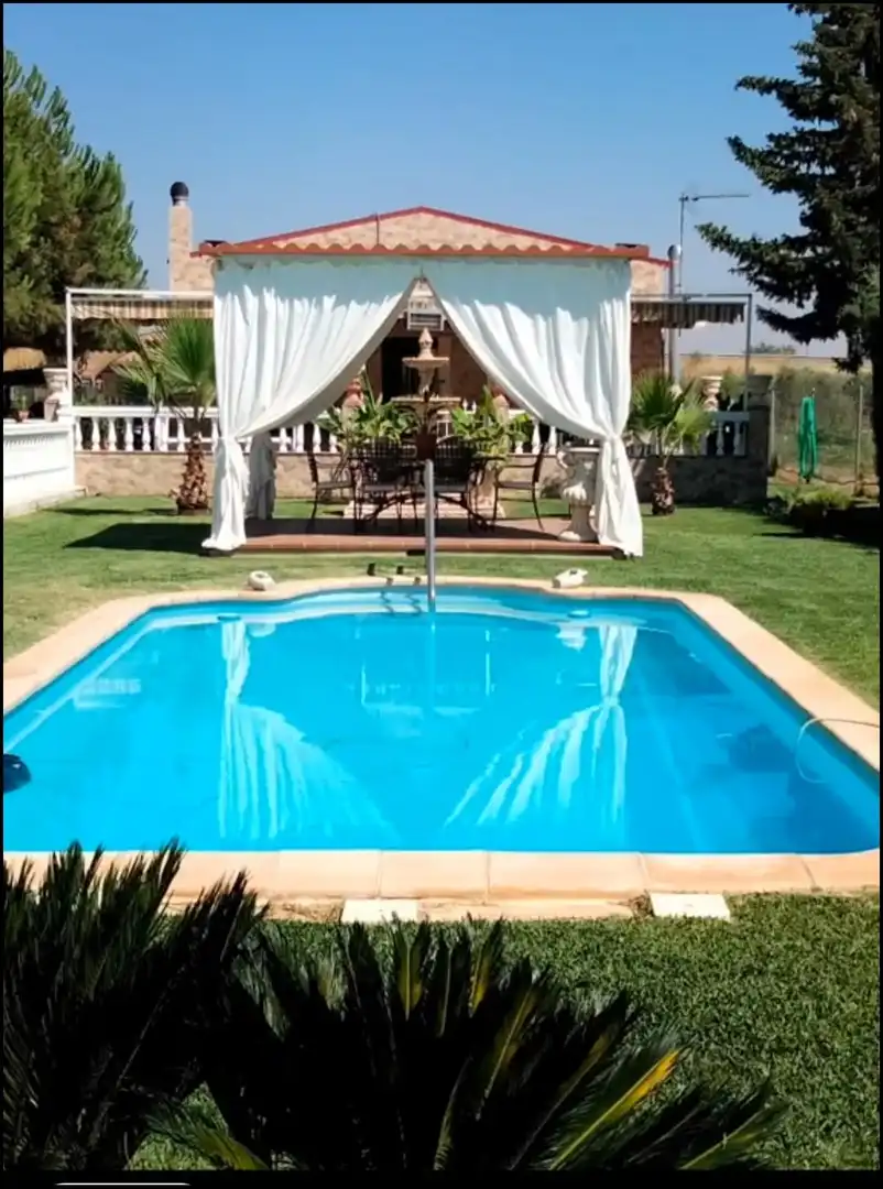 Piscina de Finca rústica en venta en Mérida con Piscina y Piscina comunitaria