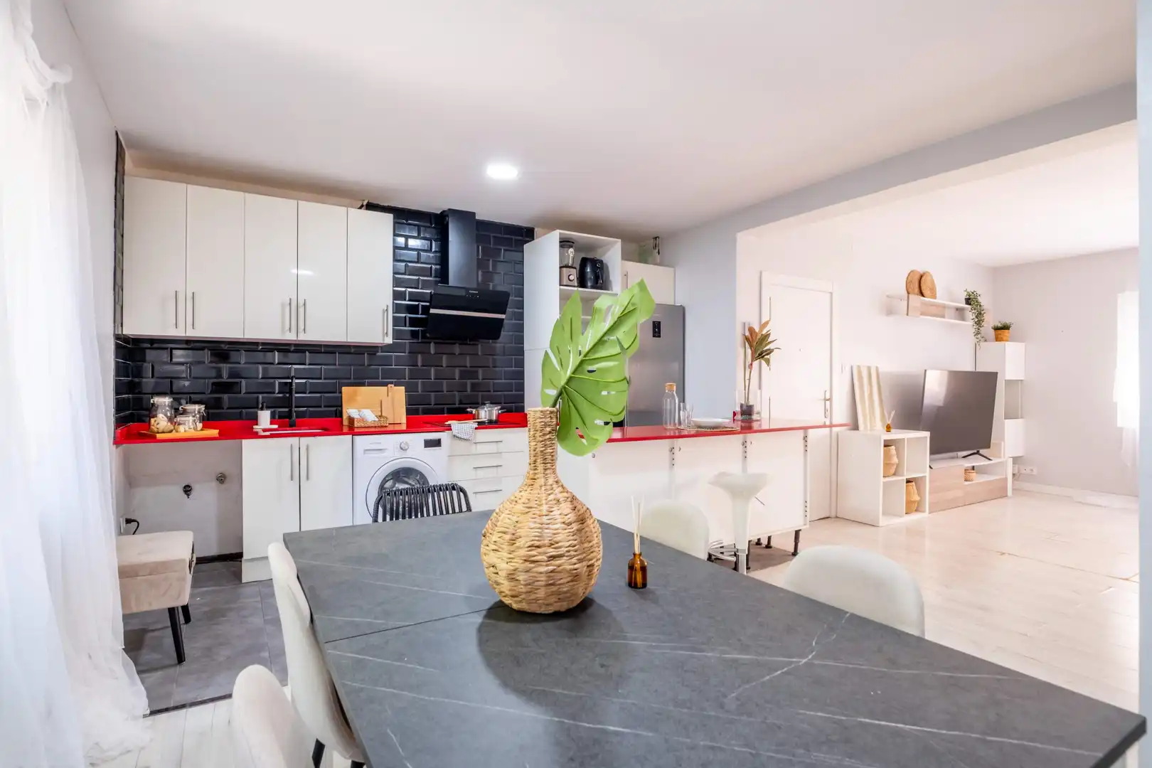 Kitchen of Flat for sale in Zaragoza