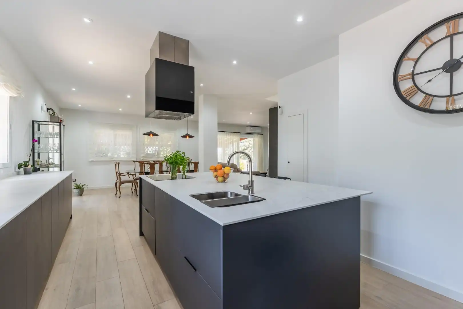 Cocina de Casa o chalet en venta en Vilanova del Vallès con Aire acondicionado, Calefacción y Jardín privado