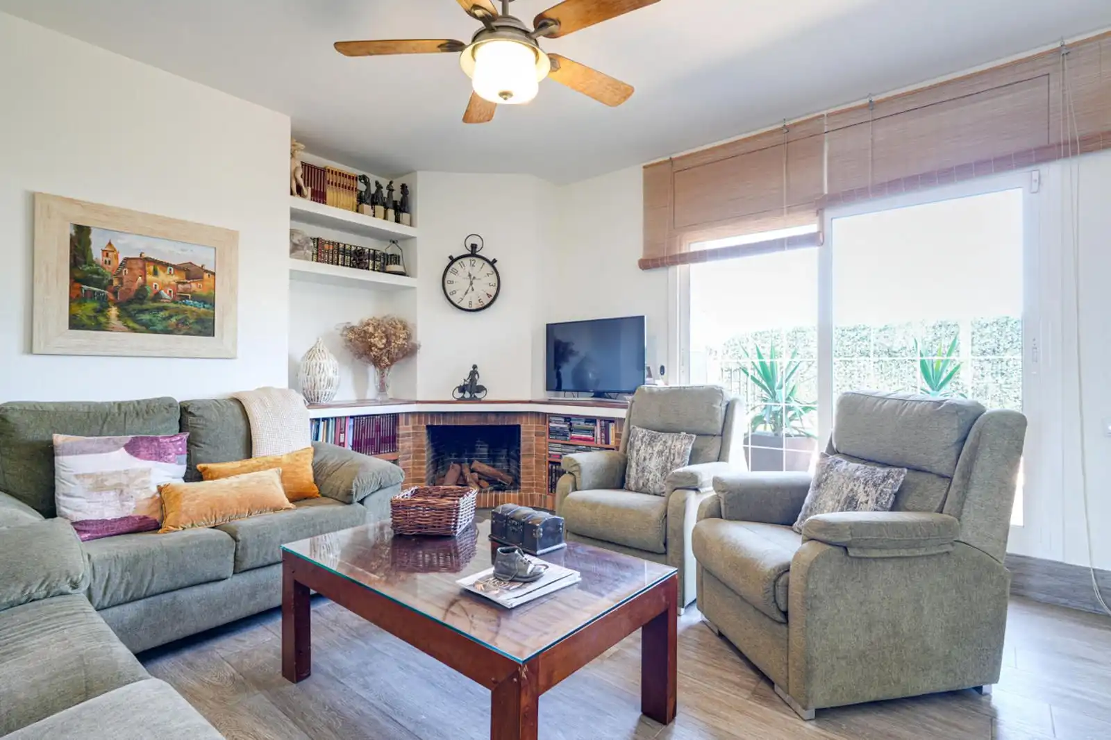 Living room of Attic for sale in Sant Feliu de Llobregat  with Air Conditioner, Heating and Terrace