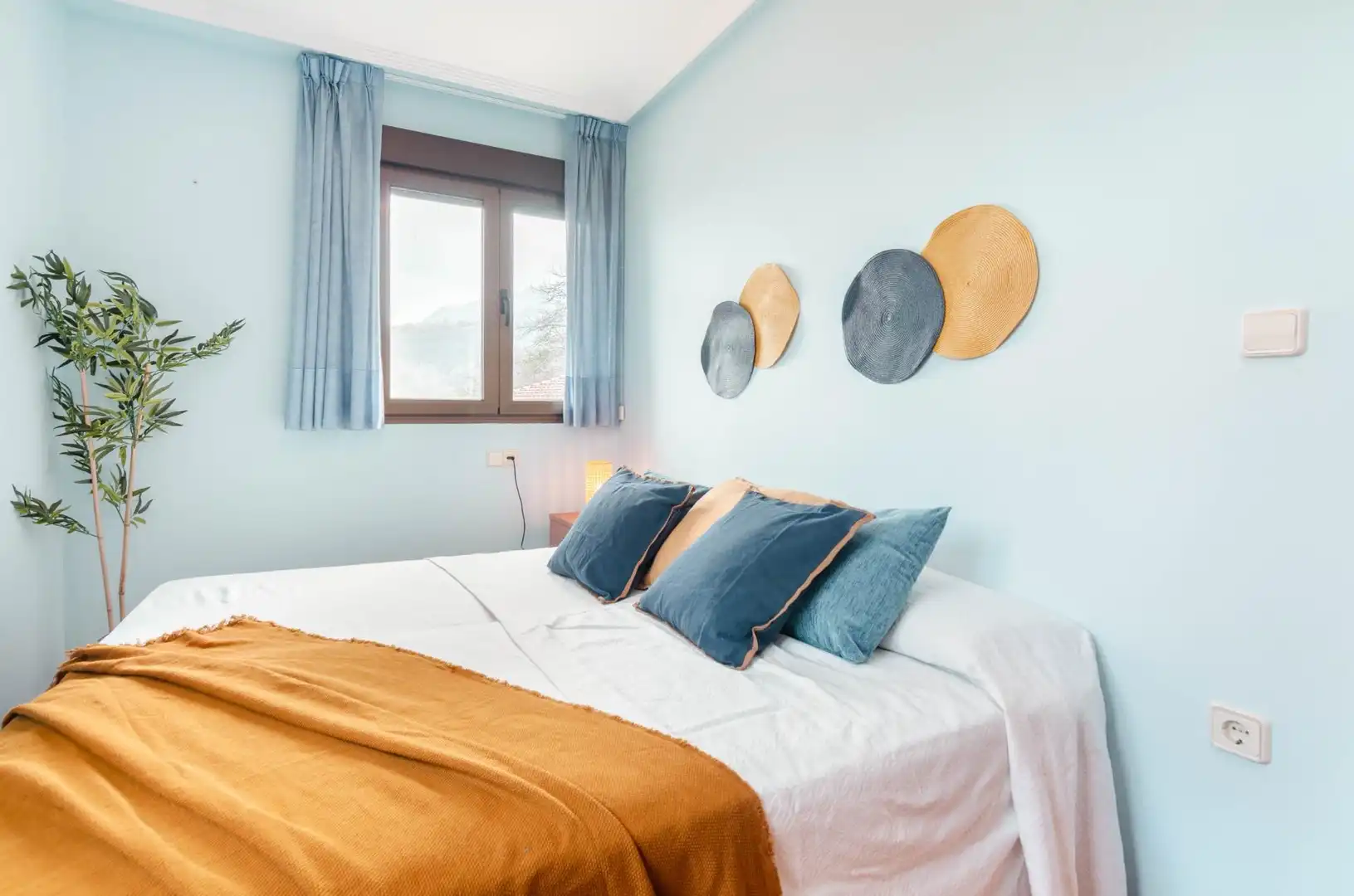 Schlafzimmer von Residential zum Verkauf in Nava