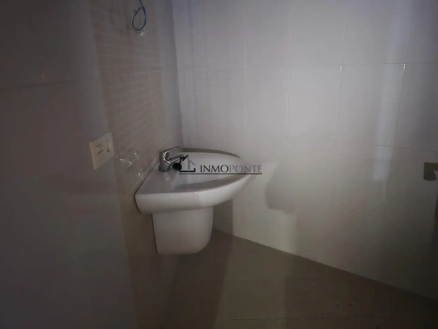 Baño de Piso en venta en Marín con Calefacción y Balcón