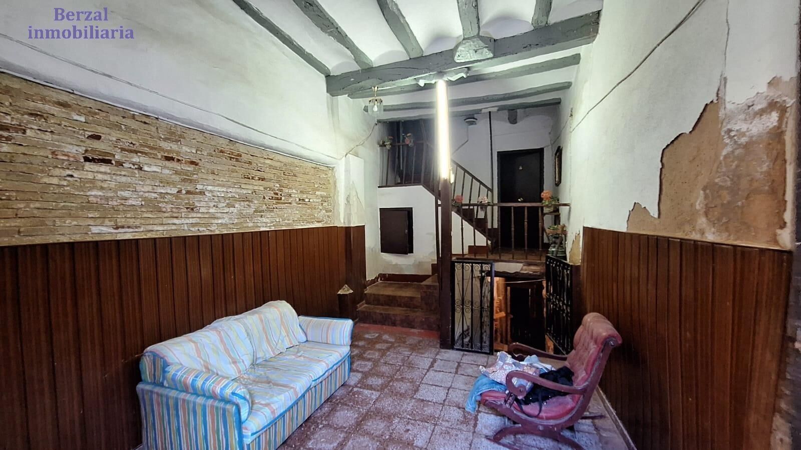 Casa o xalet en venda en Navarrete amb Balcó