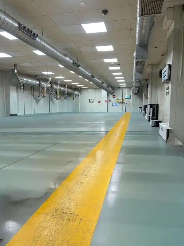 Nave industrial en venta en Carrer Comuna di Carrara, imagen 6