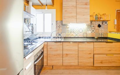 Kitchen of Flat for sale in Premià de Mar  with Air Conditioner, Heating and Terrace