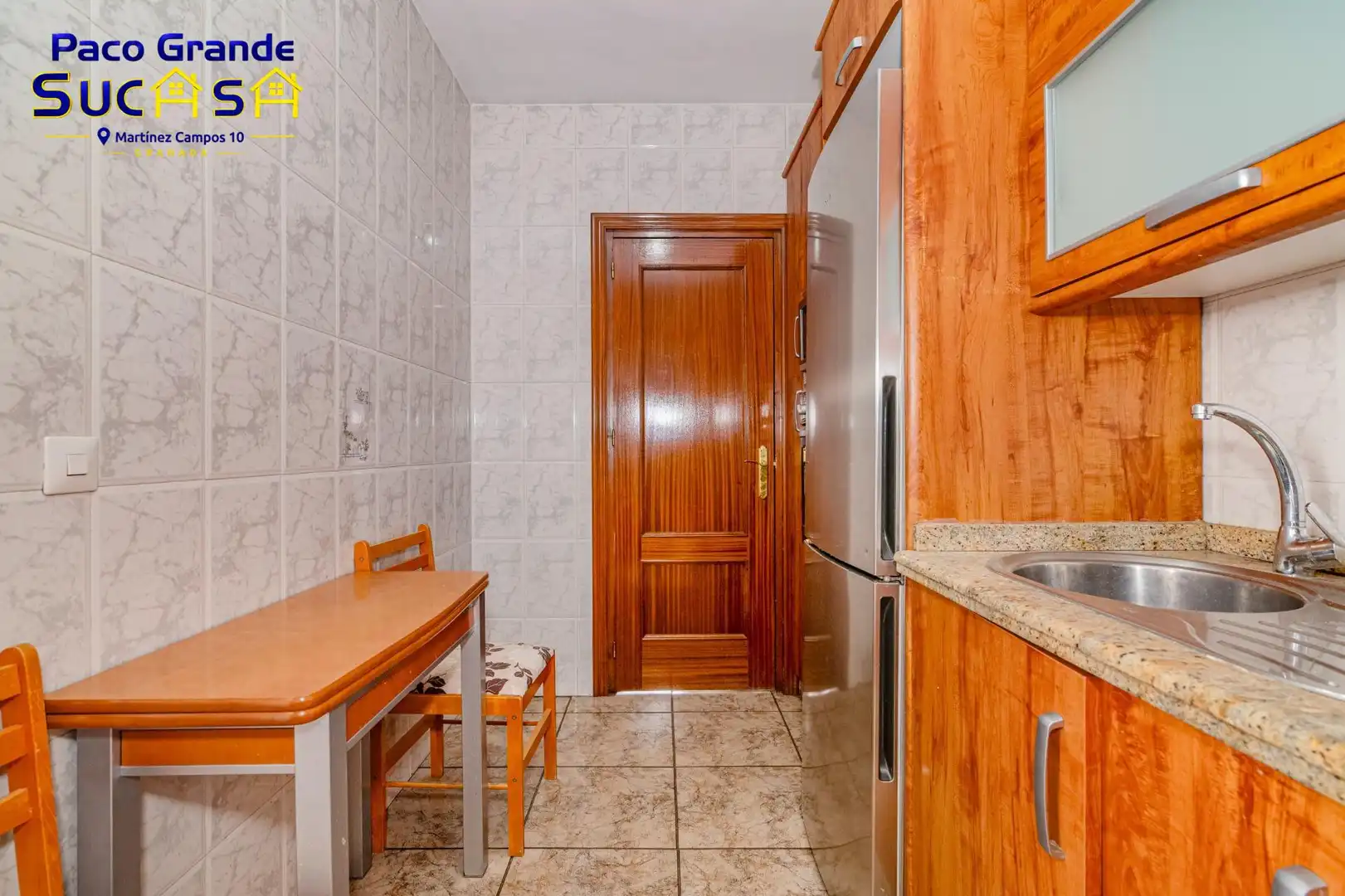 Cuina de Pis en venda en Loja amb Moblat i Balcó
