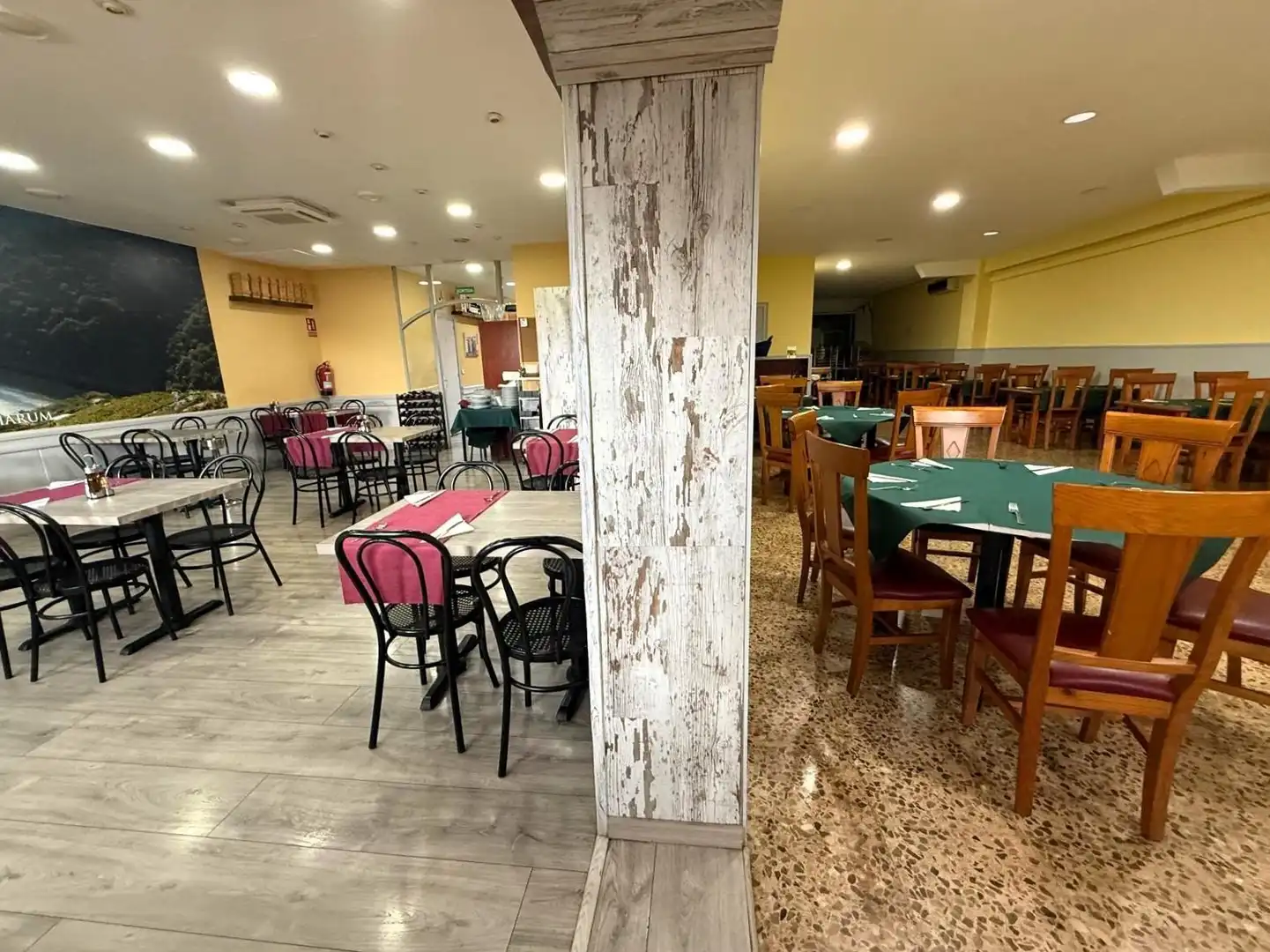 Business premises for transfer in Carrer dels Marquesos de Barberà, imagen 6