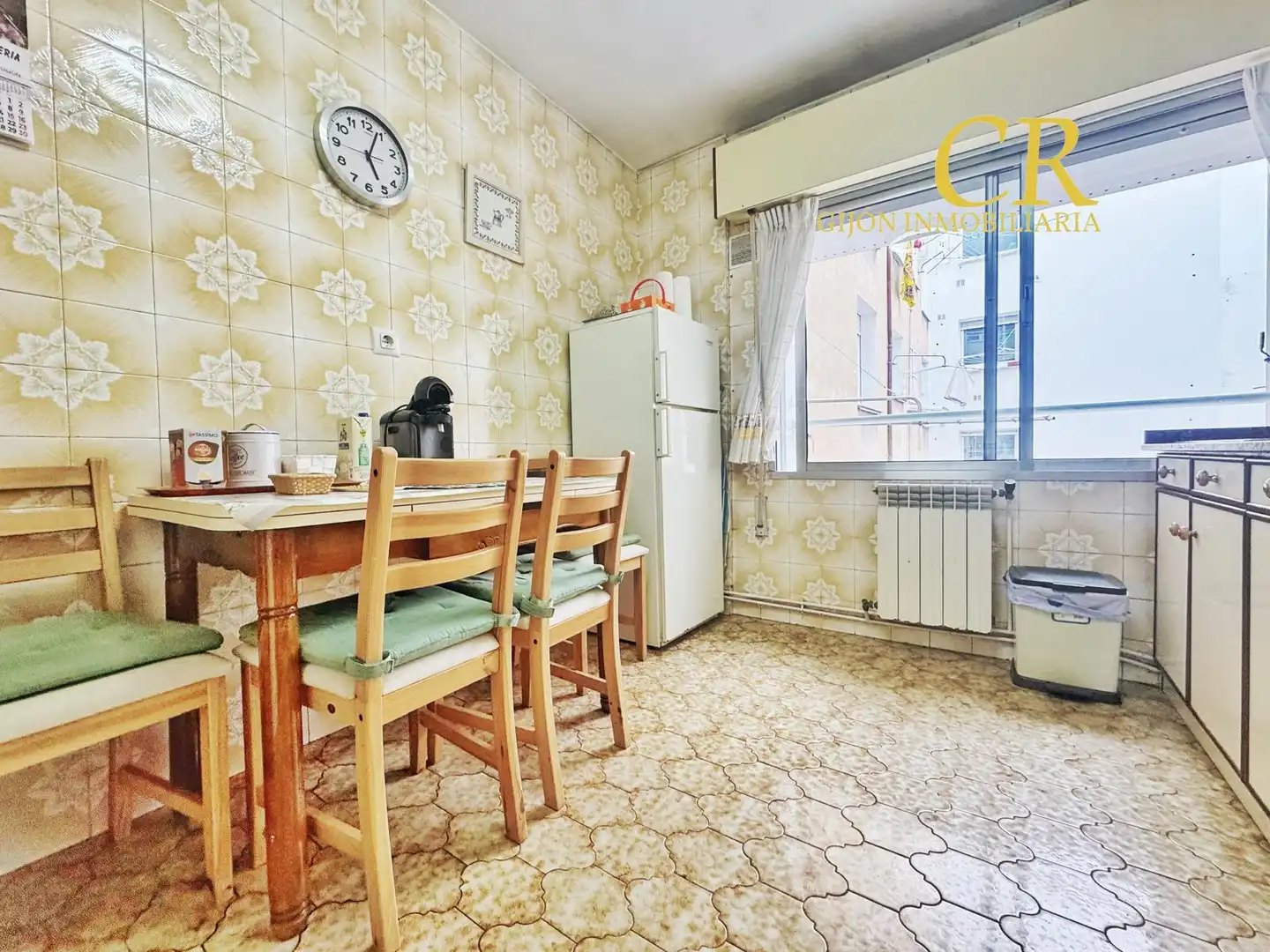 Cocina de Piso en venta en Gijón  con Calefacción, Terraza y Amueblado