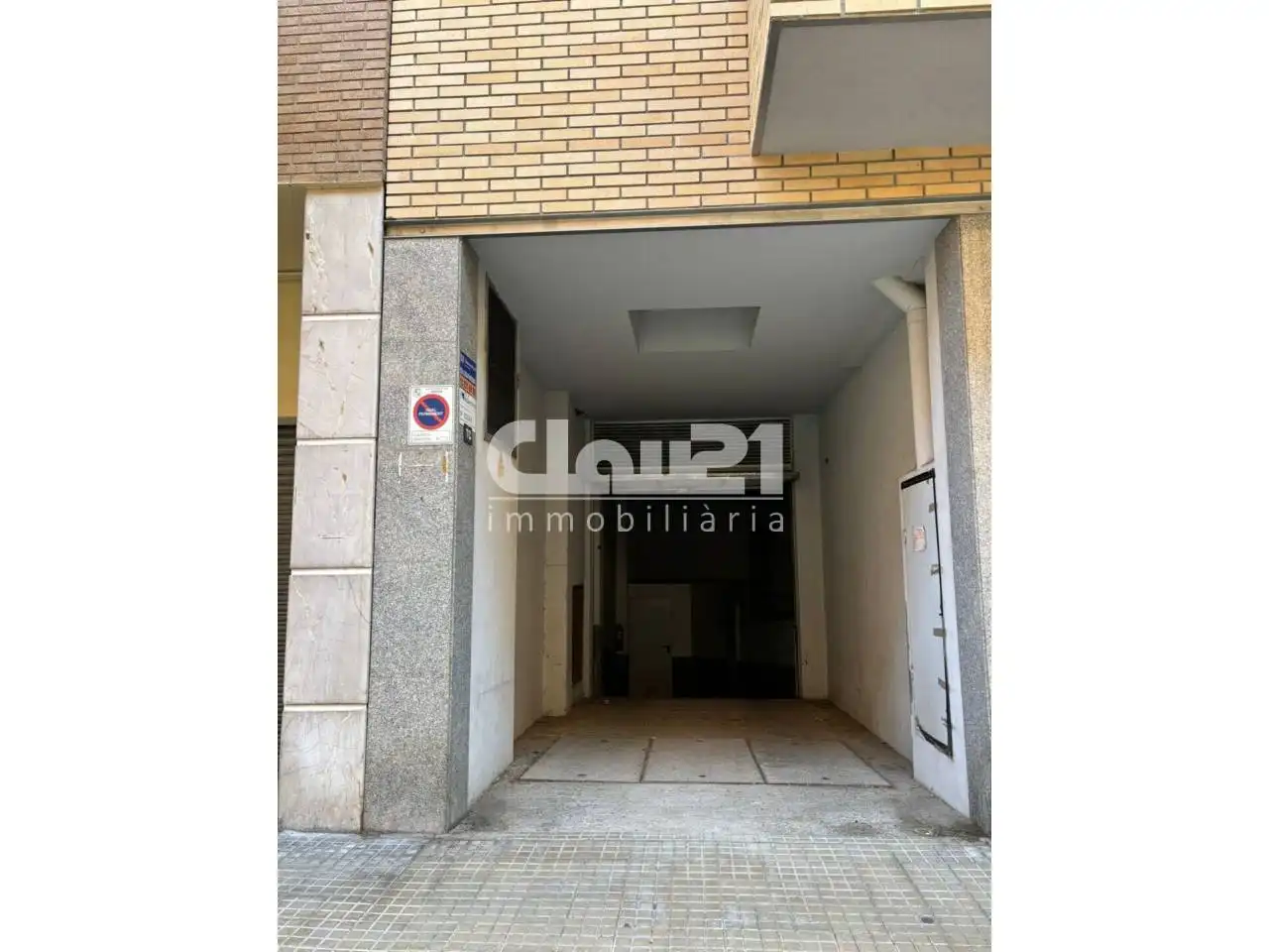 Aparcamiento en venta en Berga, imagen 2