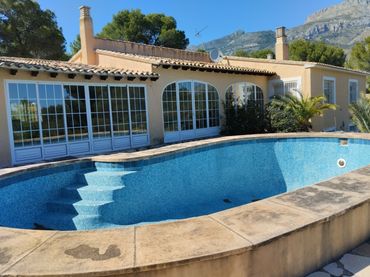 Chalet con piscina en venta en Altea la Vella