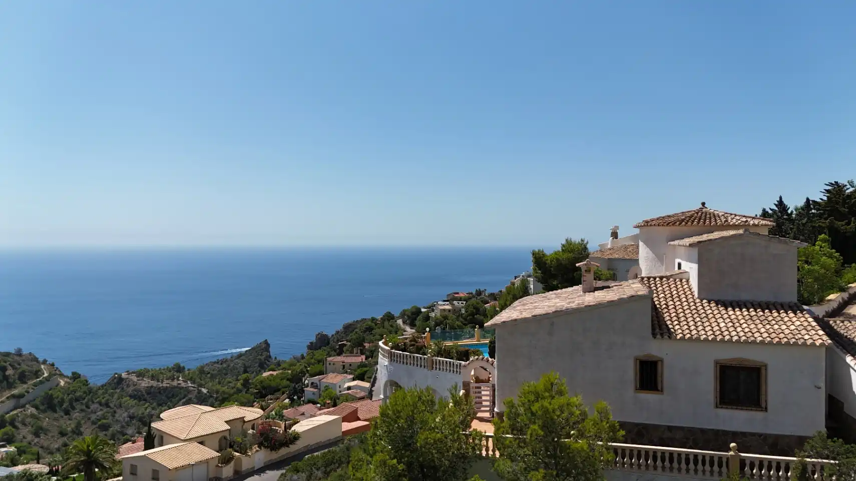 Vista exterior de Casa o chalet en venta en Benitachell / El Poble Nou de Benitatxell con Aire acondicionado, Calefacción y Jardín privado