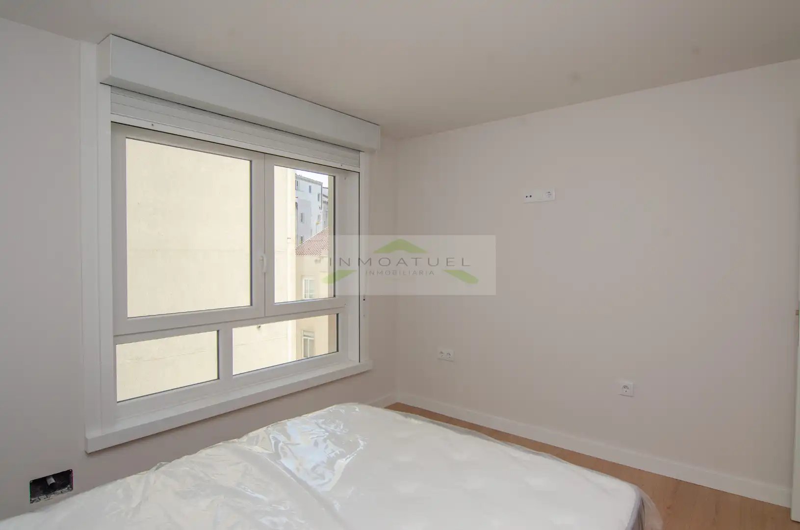 Habitación de Piso de alquiler en A Coruña Capital  con Calefacción, Amueblado y Horno