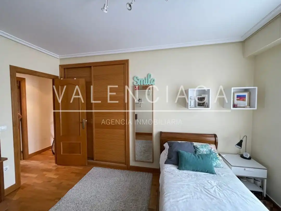 Flat with terrace to rent in José Maria Sert Plaza, imagen 24