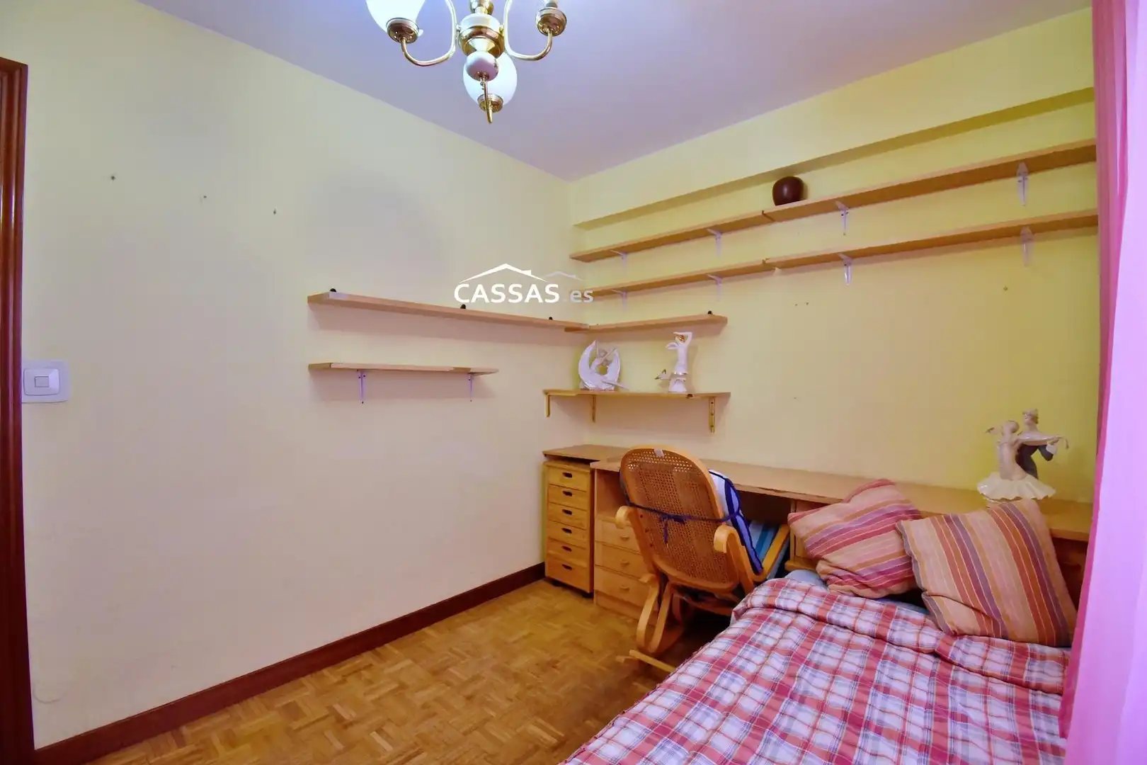 Habitación de Piso en venta en Torrejón de Ardoz con Parquet y Terraza