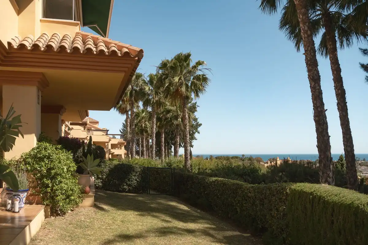 Wohnung mit Pool zum Verkauf in Nueva Andalucía, imagen 2