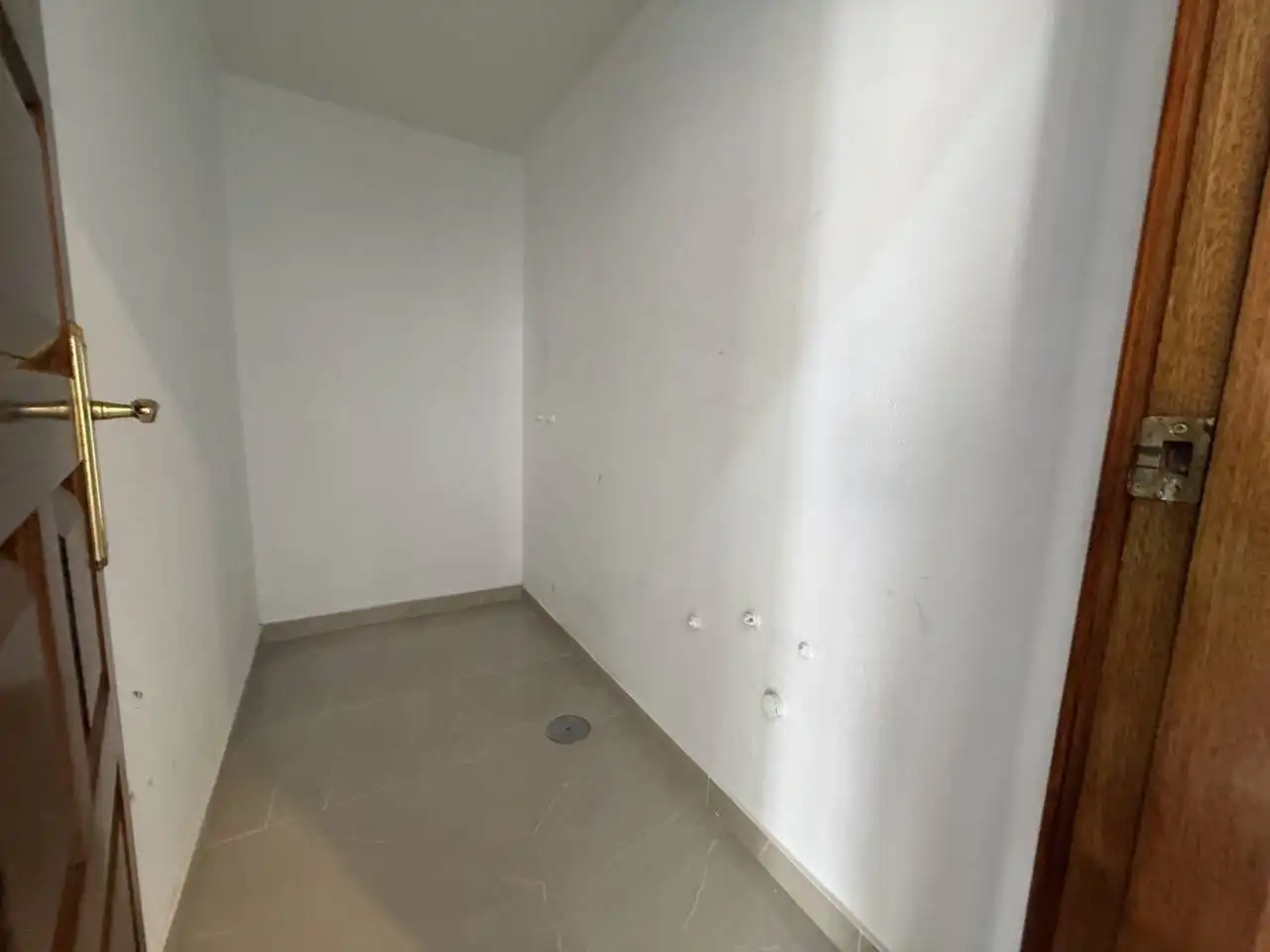 Local comercial de lloguer a Santa Ana, imagen 5