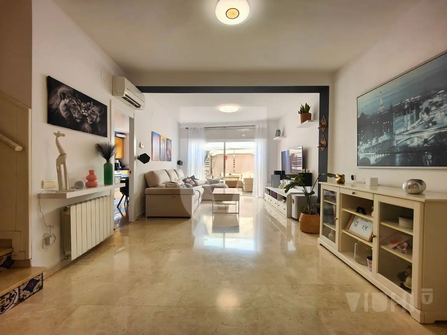 Sala d'estar de Dúplex en venda en Montgat amb Aire condicionat, Calefacció i Jardí privat