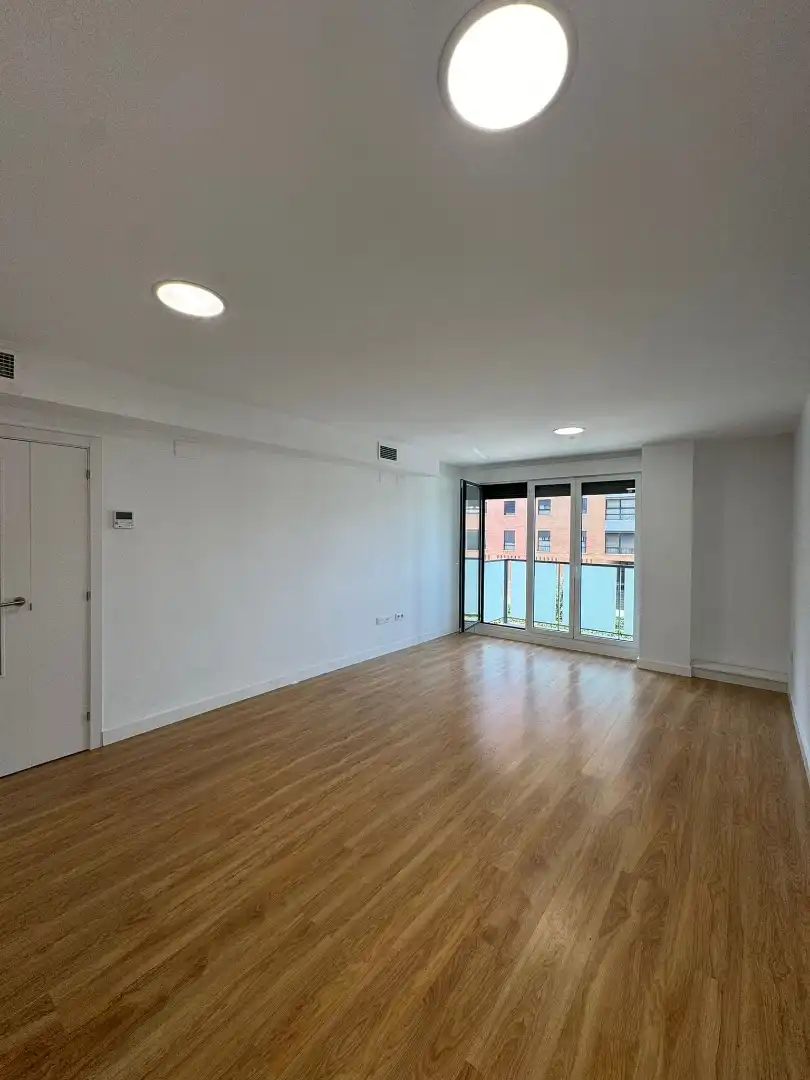 Sala d'estar de Pis de lloguer en Valencia amb Aire condicionat, Calefacció i Parquet