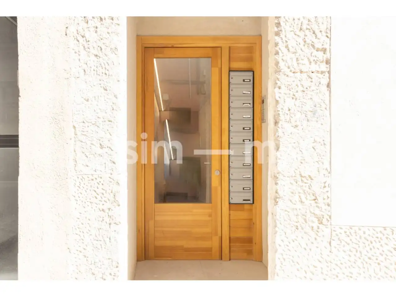 Flat for sale in Vic  with Air Conditioner, Heating and Private garden