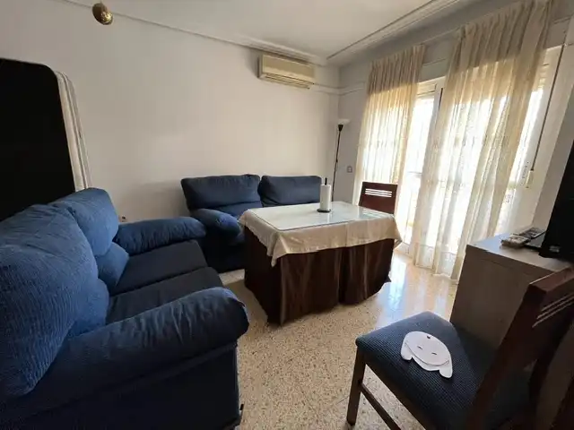Wohnzimmer von Wohnung zur Miete in Sevilla mit Klimaanlage, Terrasse und Möbliert