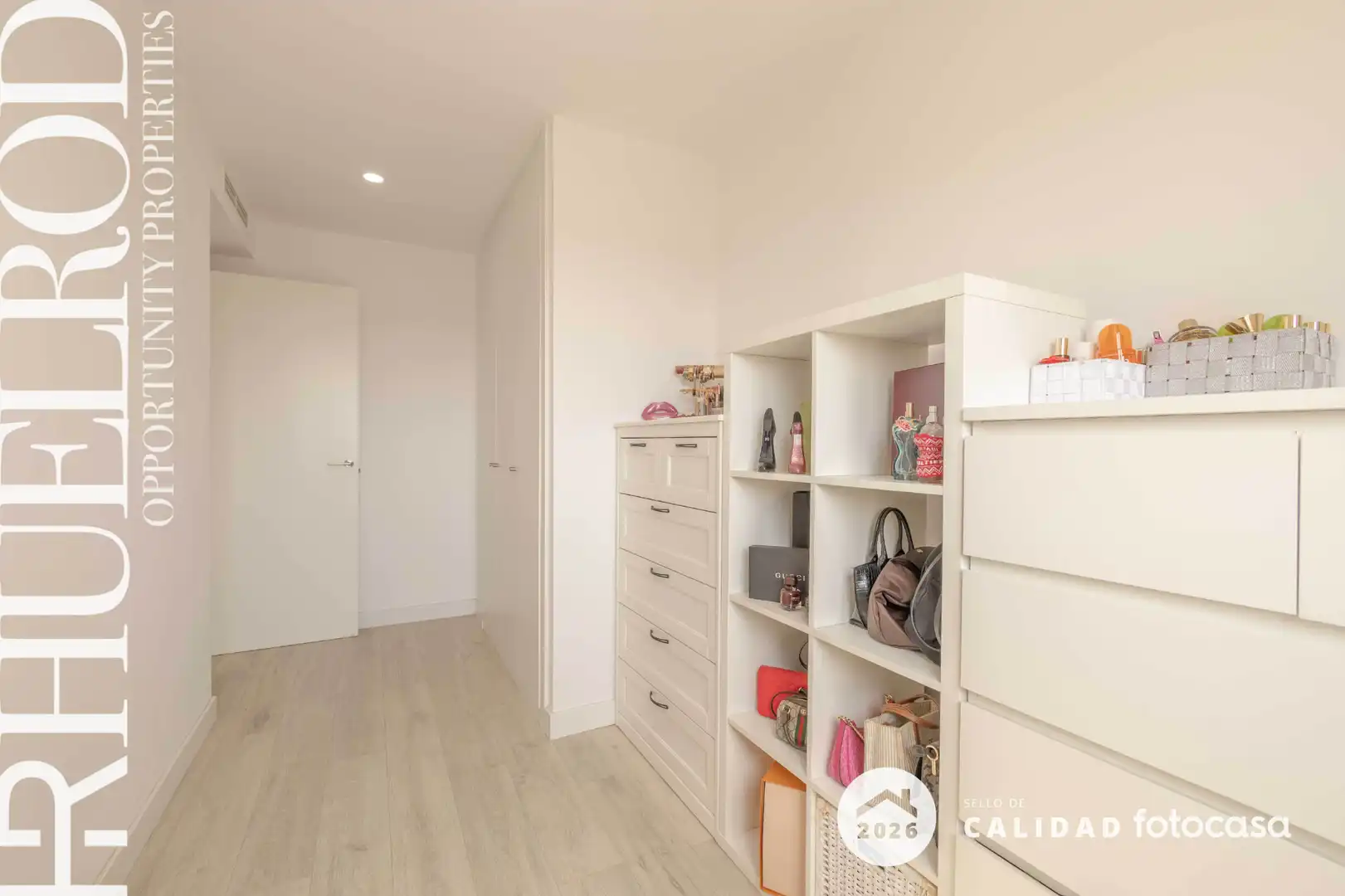 Habitación de Piso en venta en Badalona con Calefacción, Parquet y Trastero