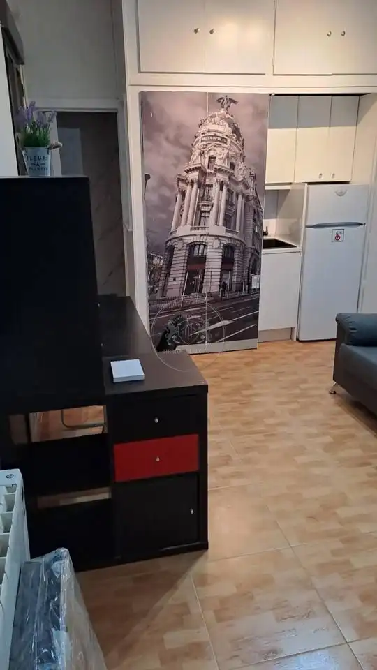 Cocina de Estudio de alquiler en Madrid con Calefacción y Amueblado