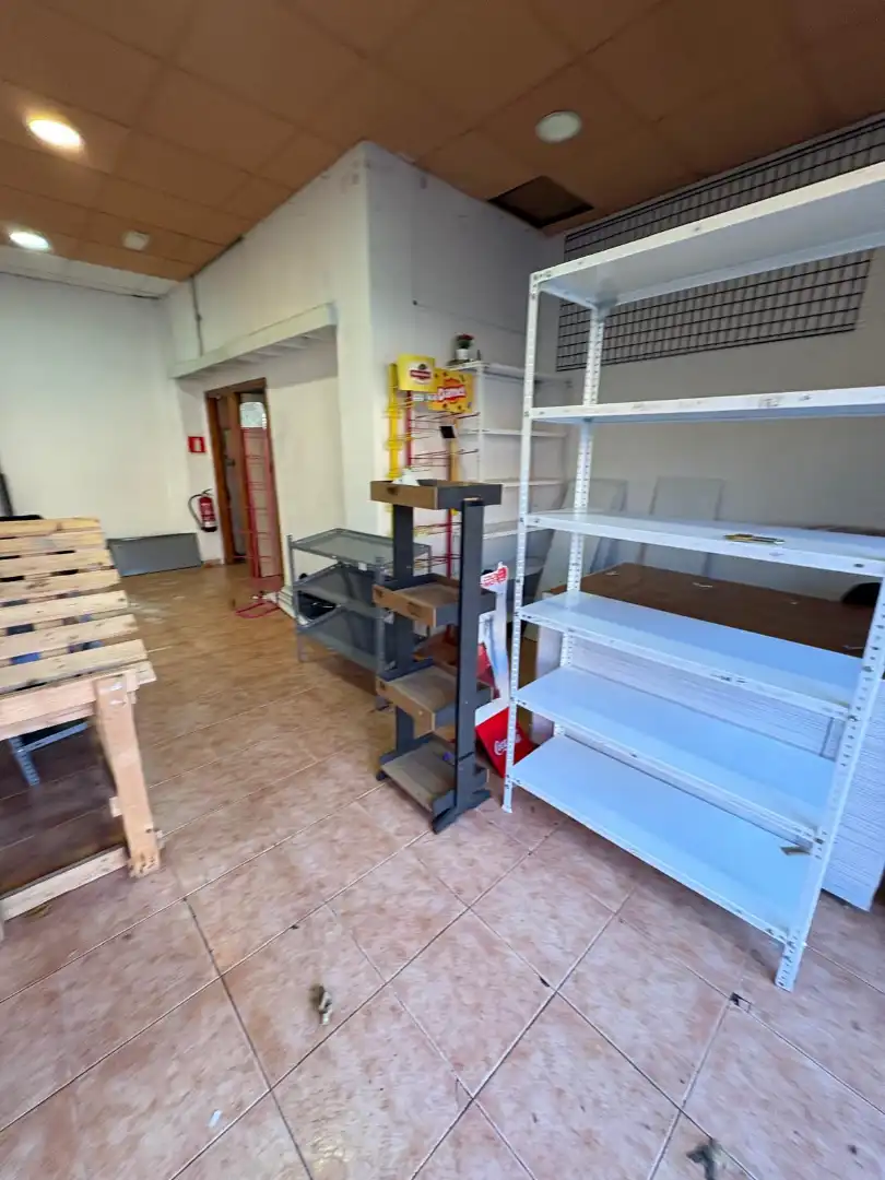 Business premises to rent in Passeig José Canalejas, imagen 3