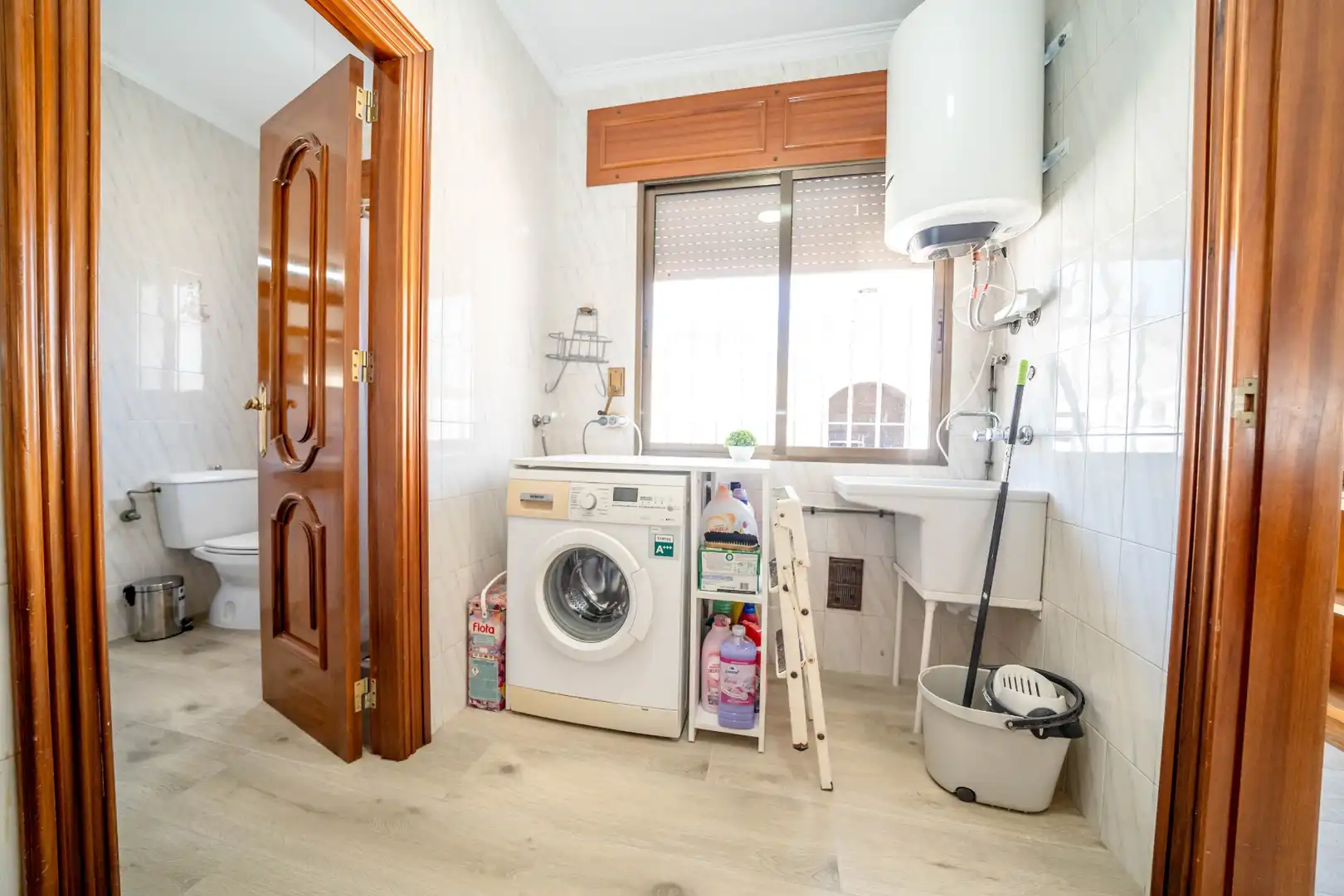 Bathroom of Apartments for rent in San Pedro del Pinatar  with Air Conditioner, Terrace and Furnished