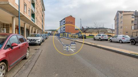 Foto 3 de Edifici en venda a Puente Castro, León