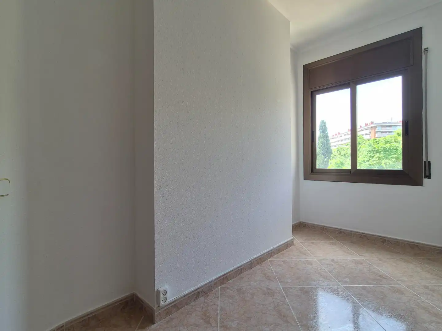 Habitación de Piso en venta en Barcelona con Calefacción, Horno y Balcón
