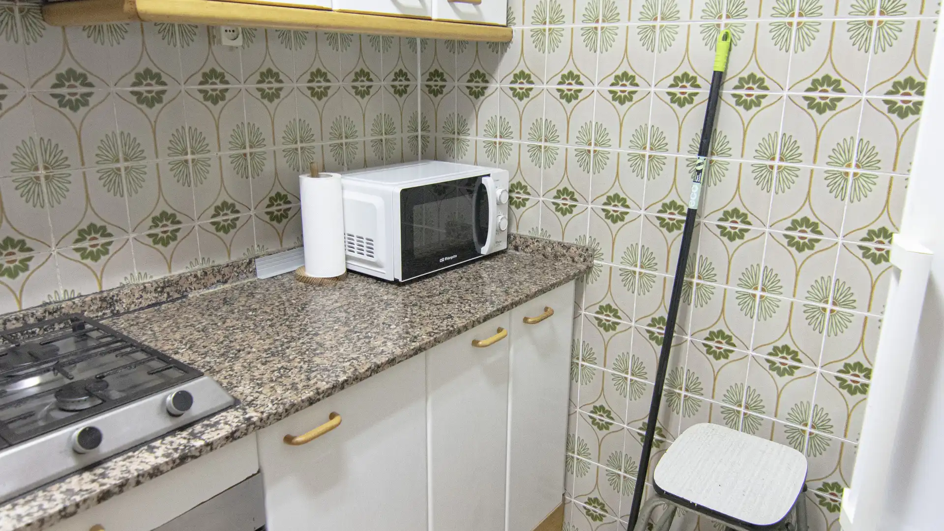 Kitchen of Flat for sale in  Barcelona Capital  with Heating