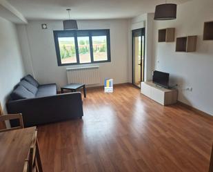 Sala d'estar de Apartament de lloguer en Monfarracinos amb Calefacció i Terrassa