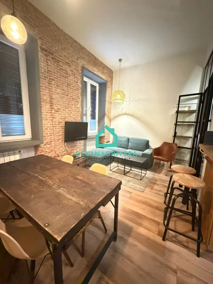 Wohnzimmer von Wohnung zur Miete in Madrid mit Heizung, Möbliert und Ofen