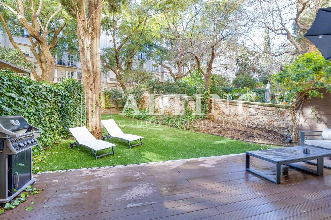 Jardín de Piso en venta en  Barcelona Capital con Aire acondicionado, Jardín privado y Parquet