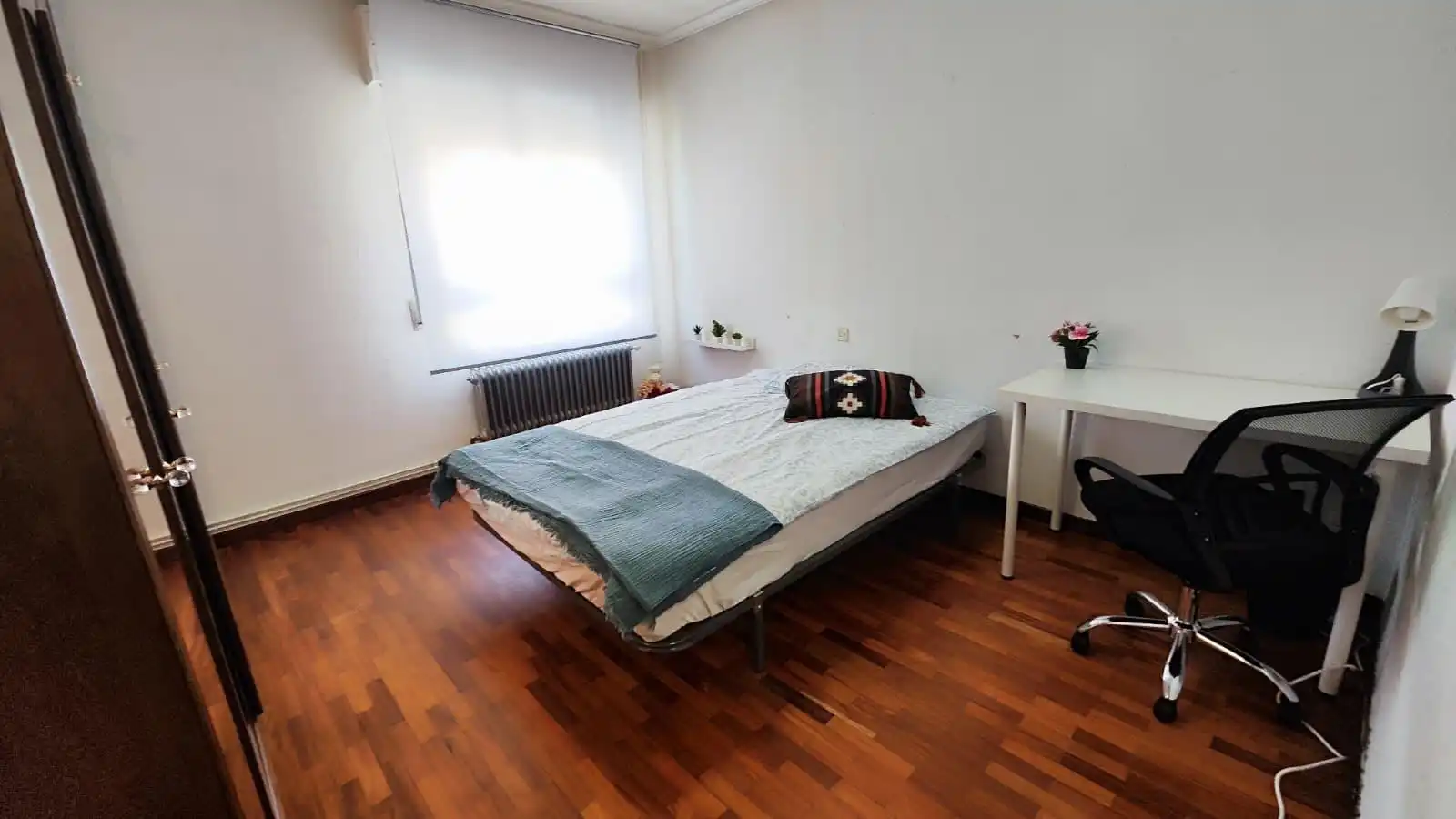 Schlafzimmer von Wohnung zur untervermieten in León Capital  mit Heizung und Terrasse