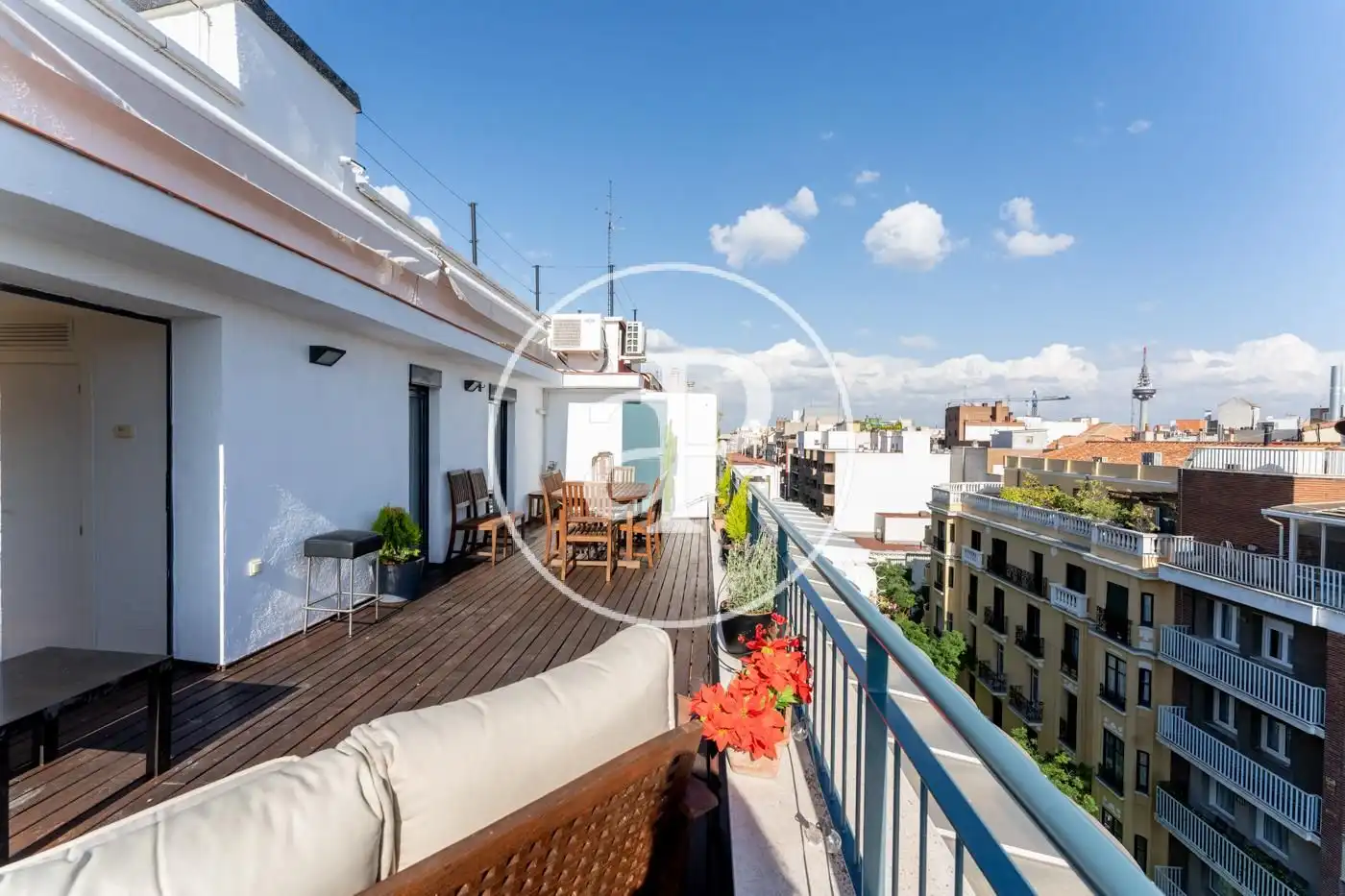 Penthouse with lift to rent in Cl. de Ayala, imagen 2