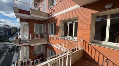 Foto 2 de Piso en venta en Plaza de América, Oviedo