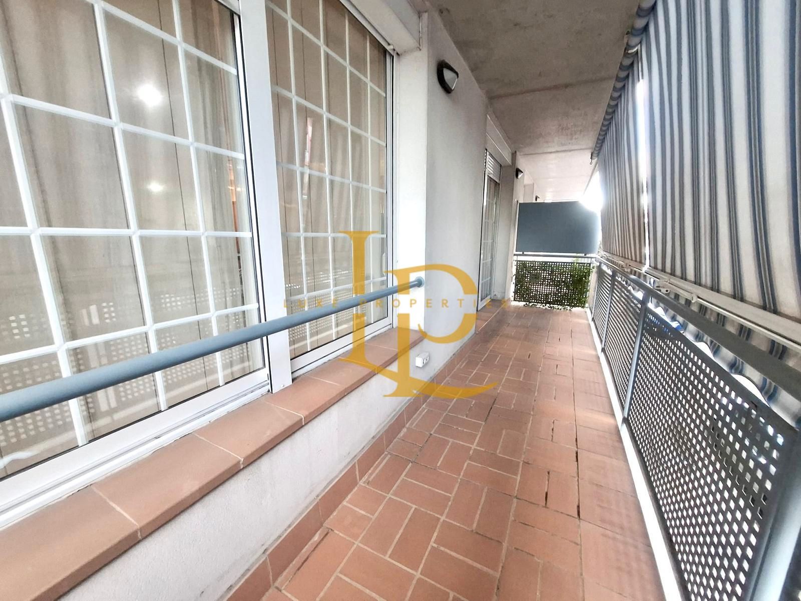 Pis en venda a Xúquer, Sud