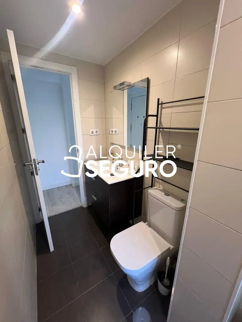 Habitación de Piso de alquiler en Madrid con Calefacción y Terraza