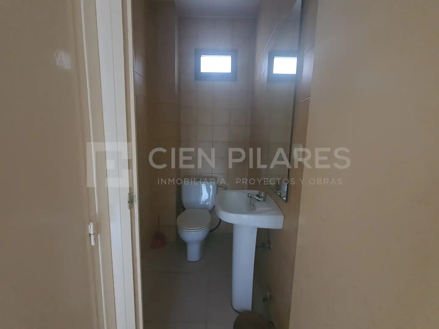 Business premises for sale in CALLE MIGUEL DE CERVANTES, imagen 3