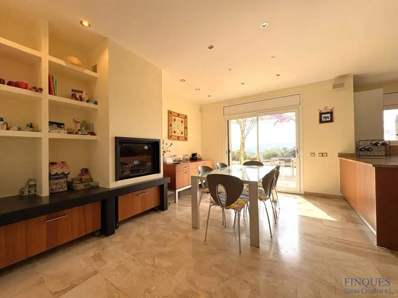 Comedor de Casa o chalet en venta en Santa Cristina d'Aro con Aire acondicionado, Calefacción y Jardín privado