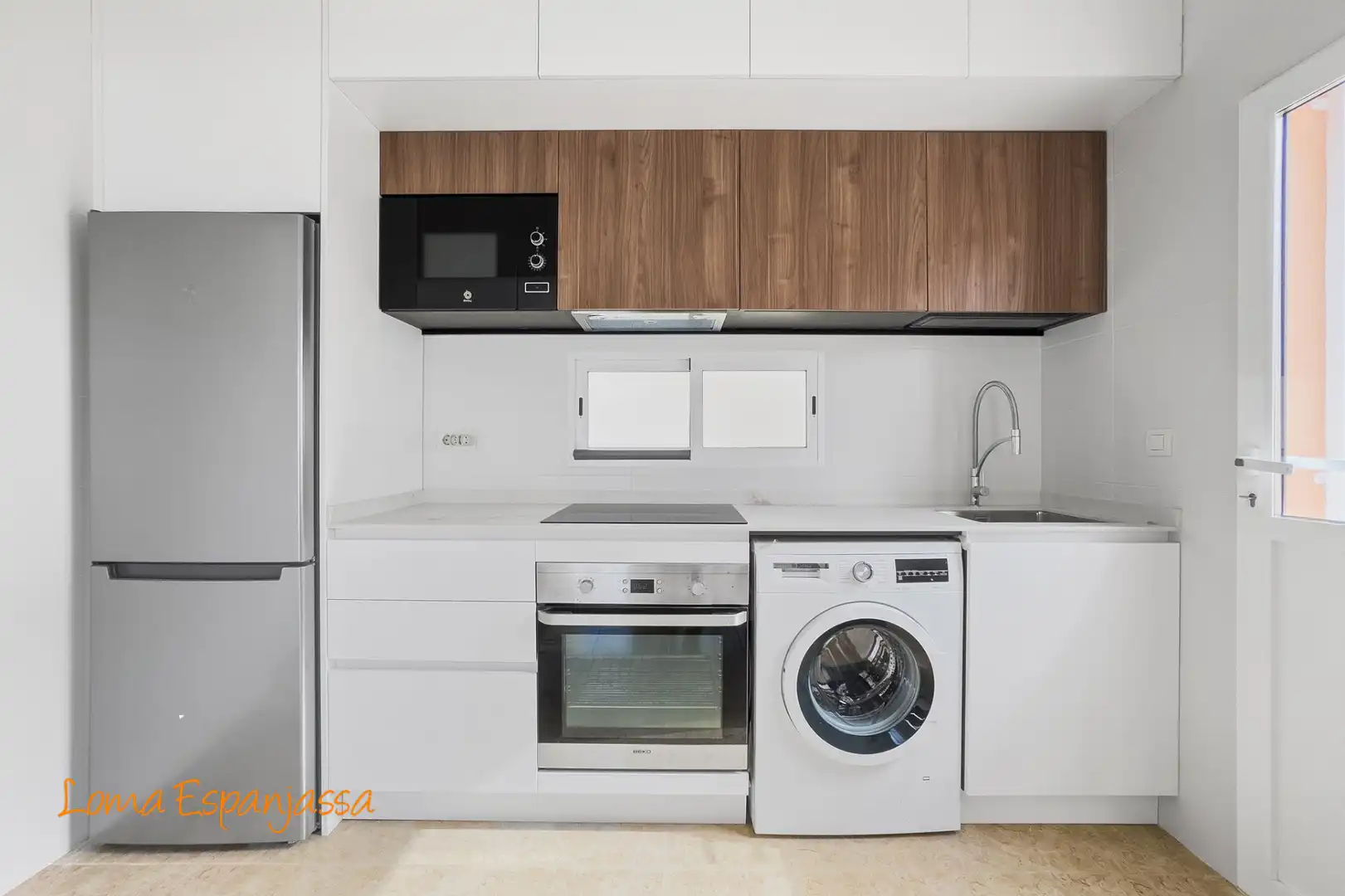 Cocina de Casa o chalet en venta en Torrevieja con Aire acondicionado, Jardín privado y Piscina