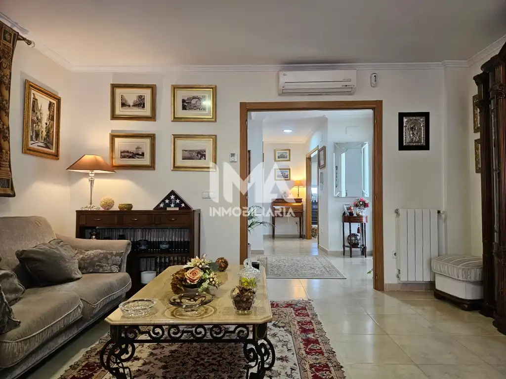 Sala d'estar de Casa o xalet en venda en Bétera amb Aire condicionat, Calefacció i Jardí privat