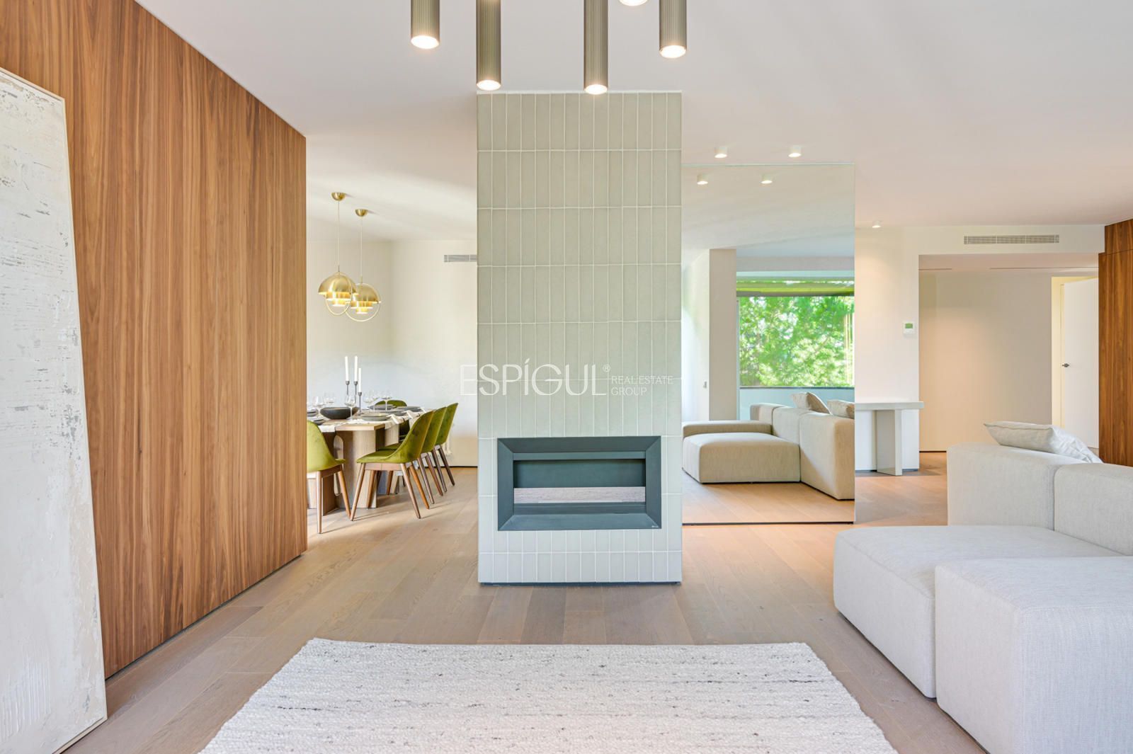 Sala d'estar de Pis en venda en  Barcelona Capital amb Aire condicionat, Calefacció i Parquet