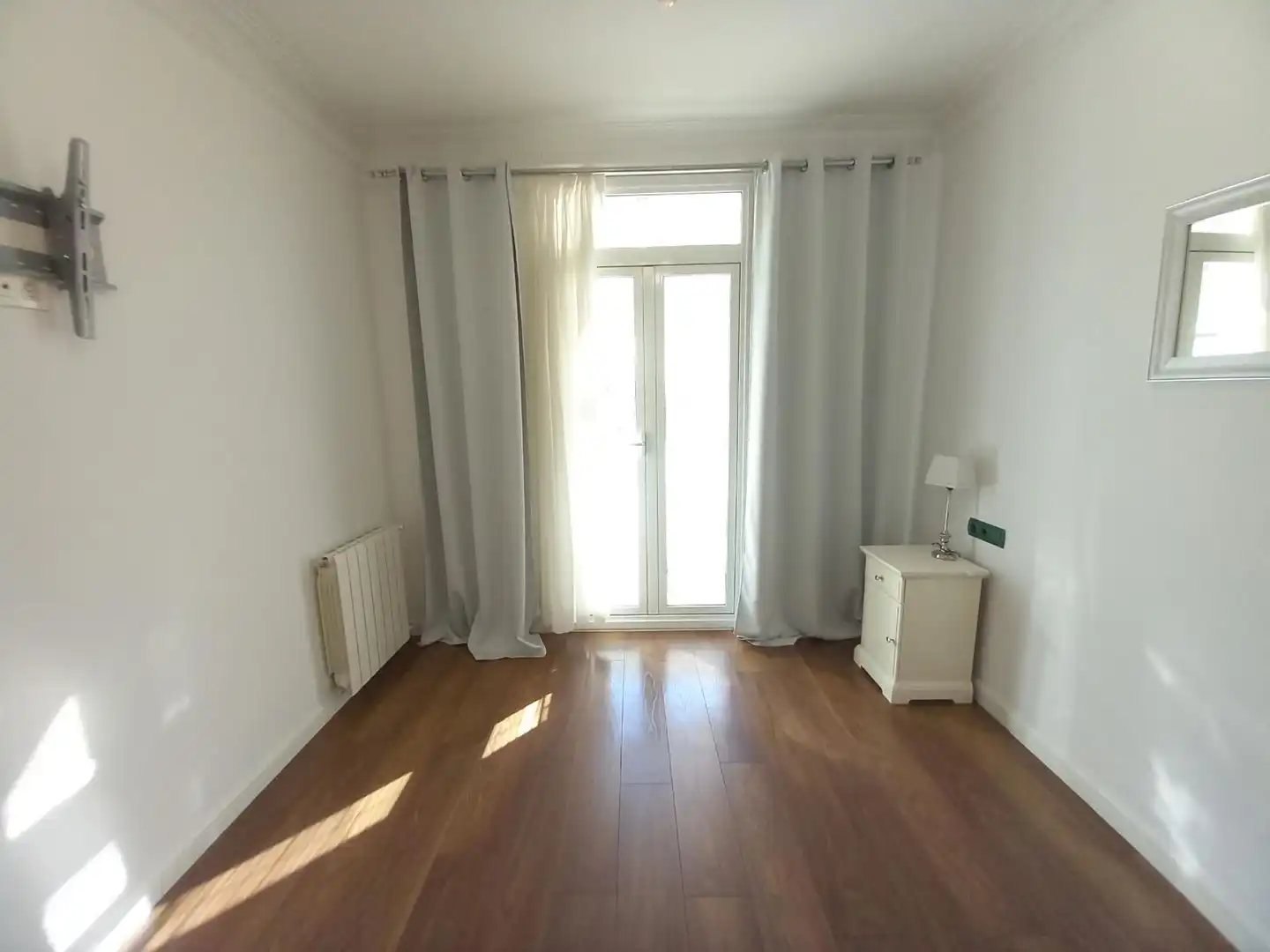 Schlafzimmer von Wohnung zur Miete in Barcelona mit Klimaanlage, Heizung und Parkett