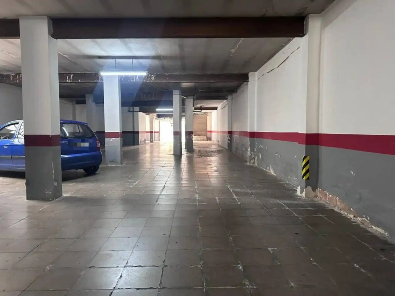 Aparcament de Garatge en venda en La Llagosta