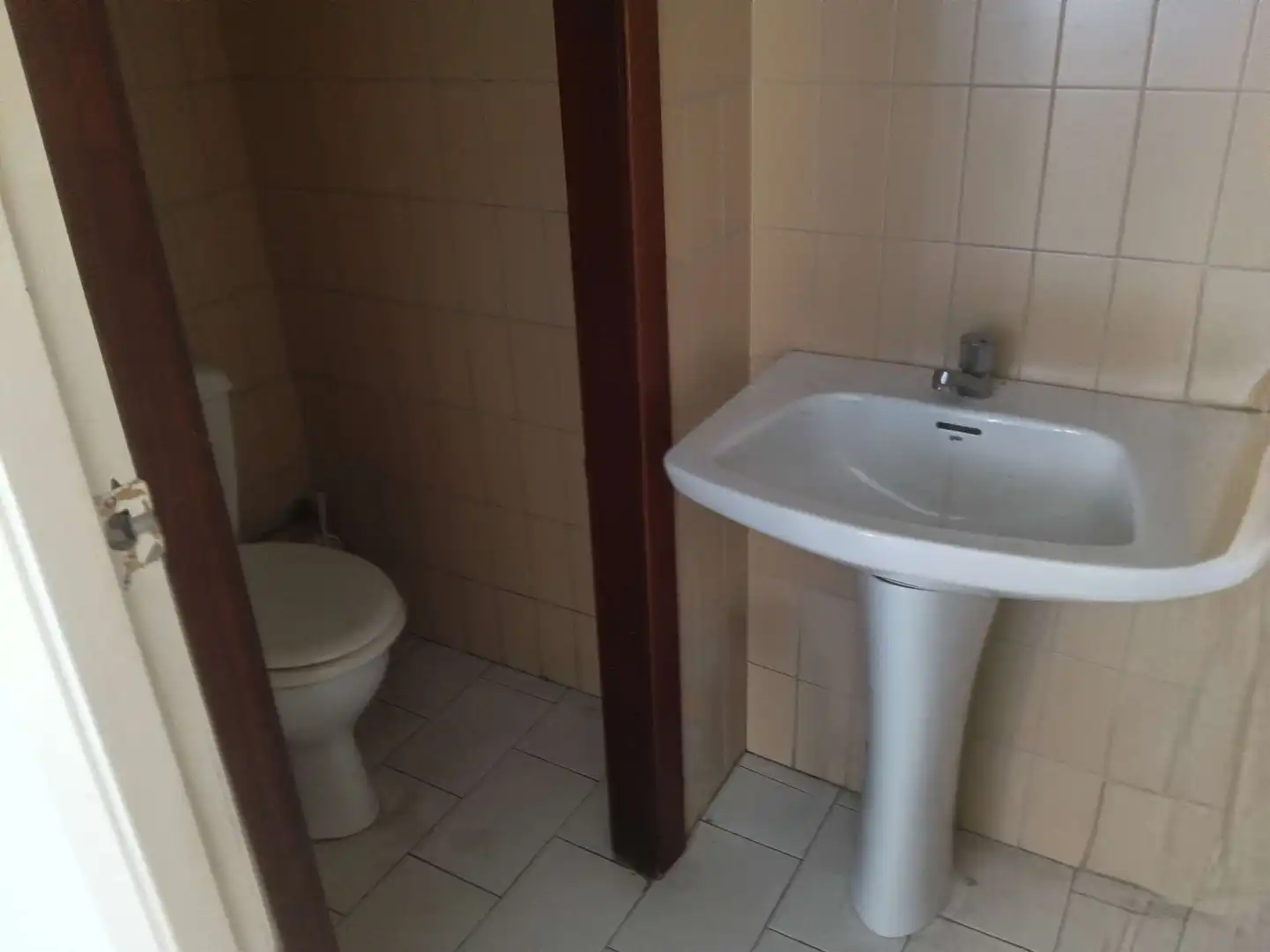 Bany de Local de lloguer en Zaragoza